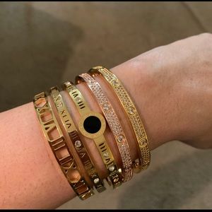 🌟Luxury Trendy Love/Numeral Bracelets Golden